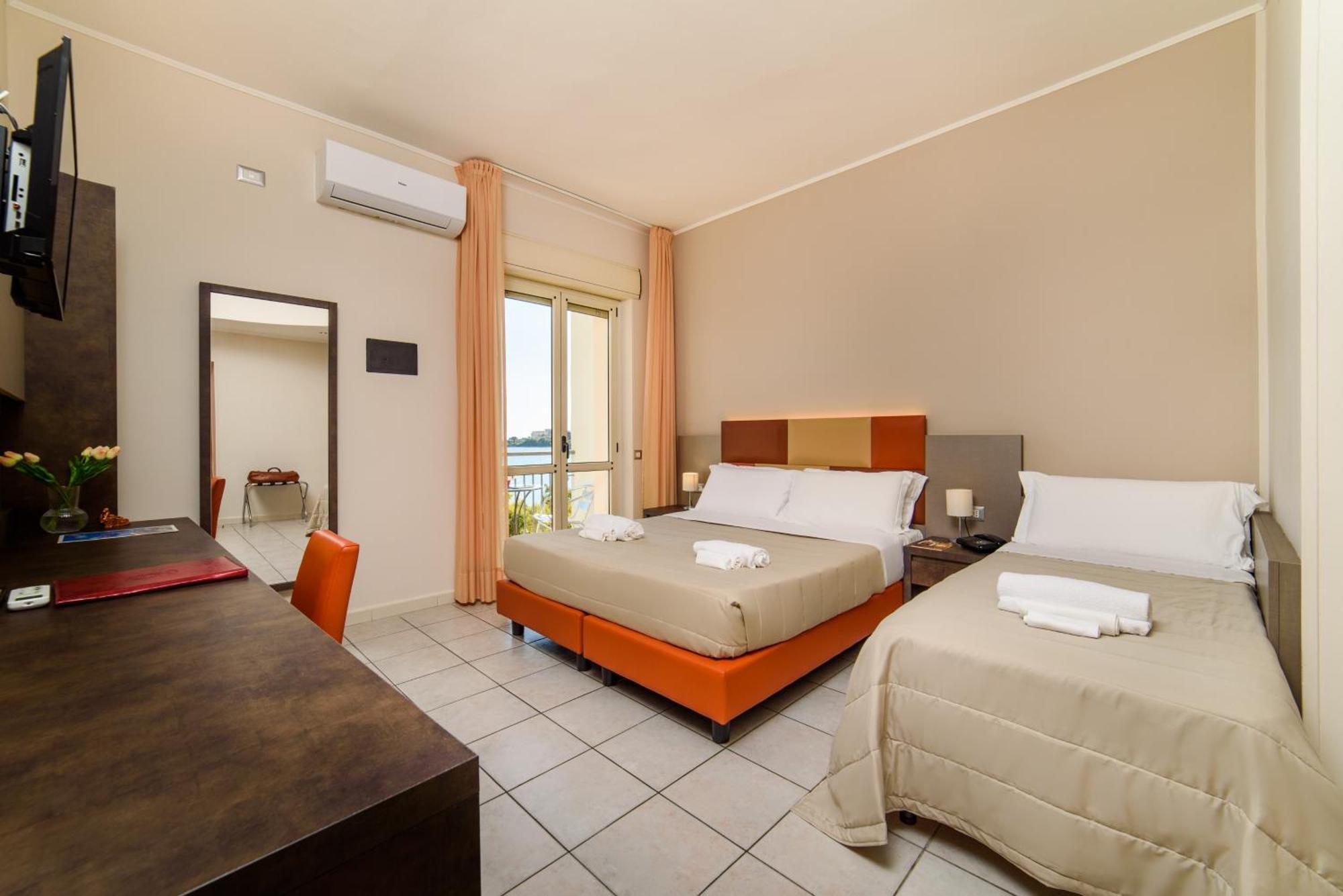 סאפרי Hotel Tirreno מראה חיצוני תמונה