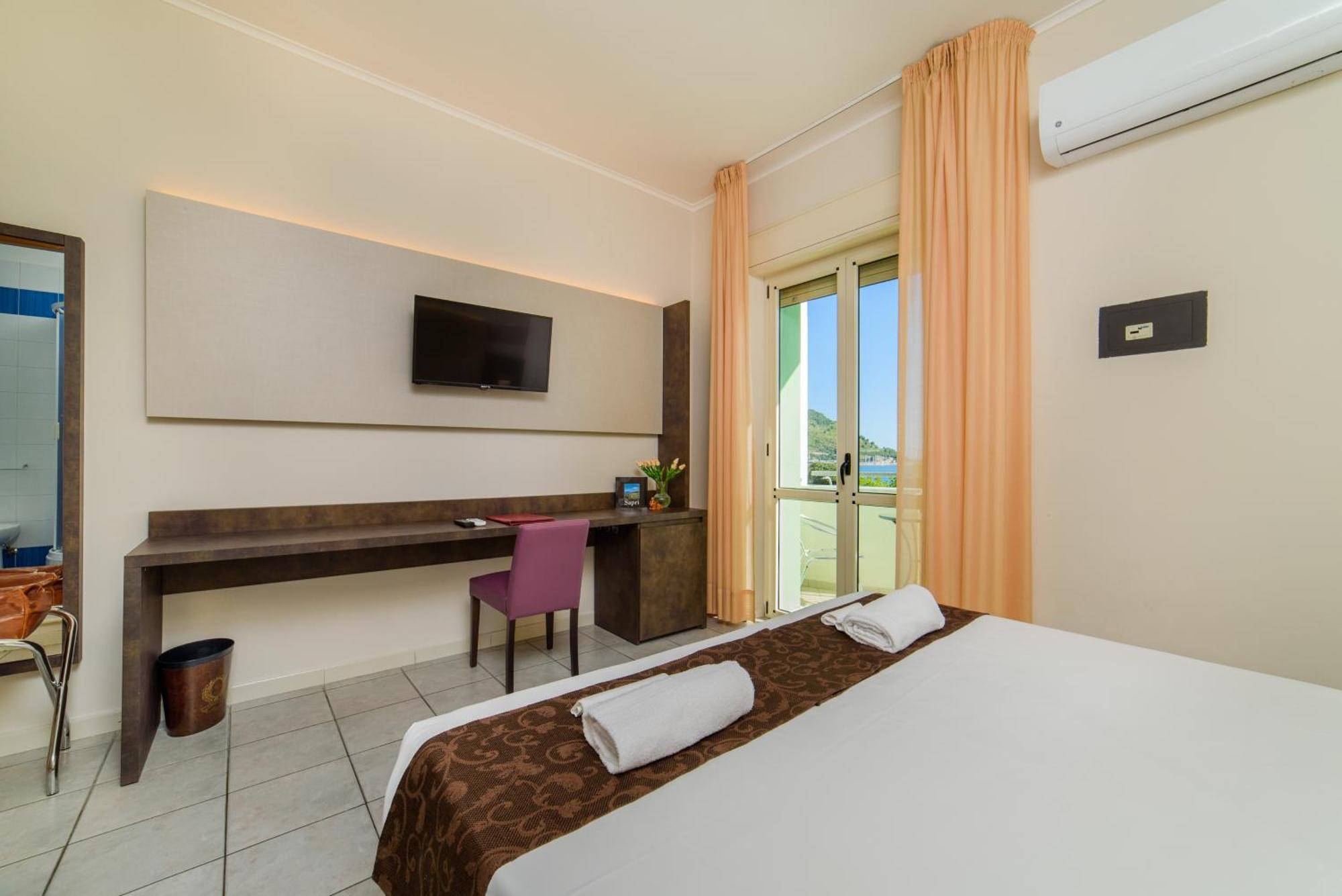 סאפרי Hotel Tirreno מראה חיצוני תמונה