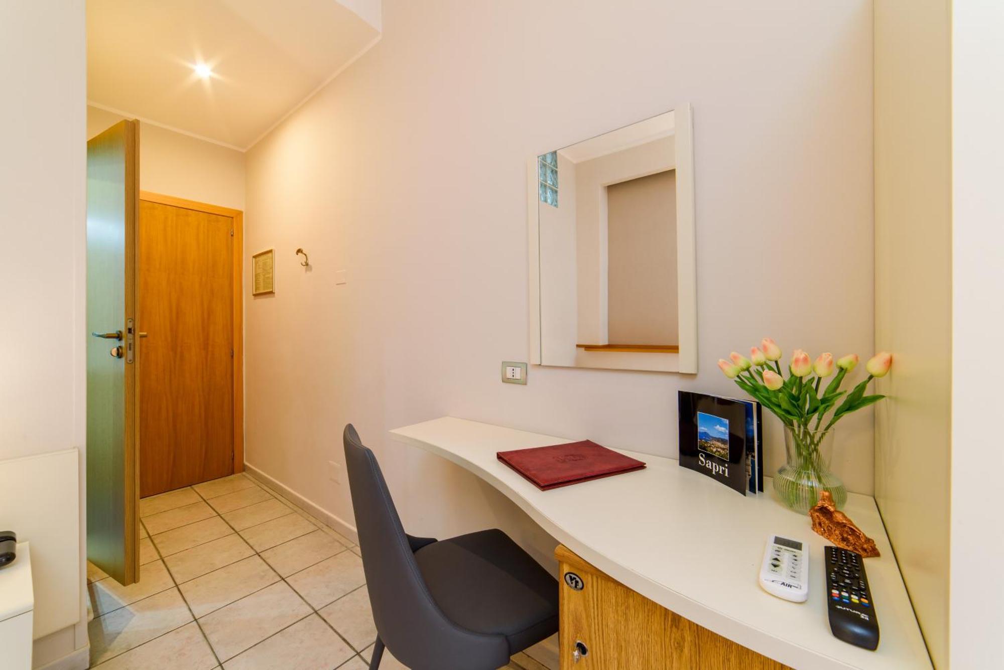 סאפרי Hotel Tirreno מראה חיצוני תמונה