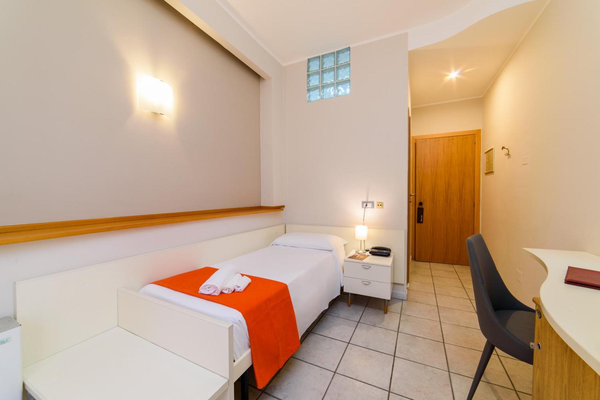 סאפרי Hotel Tirreno מראה חיצוני תמונה