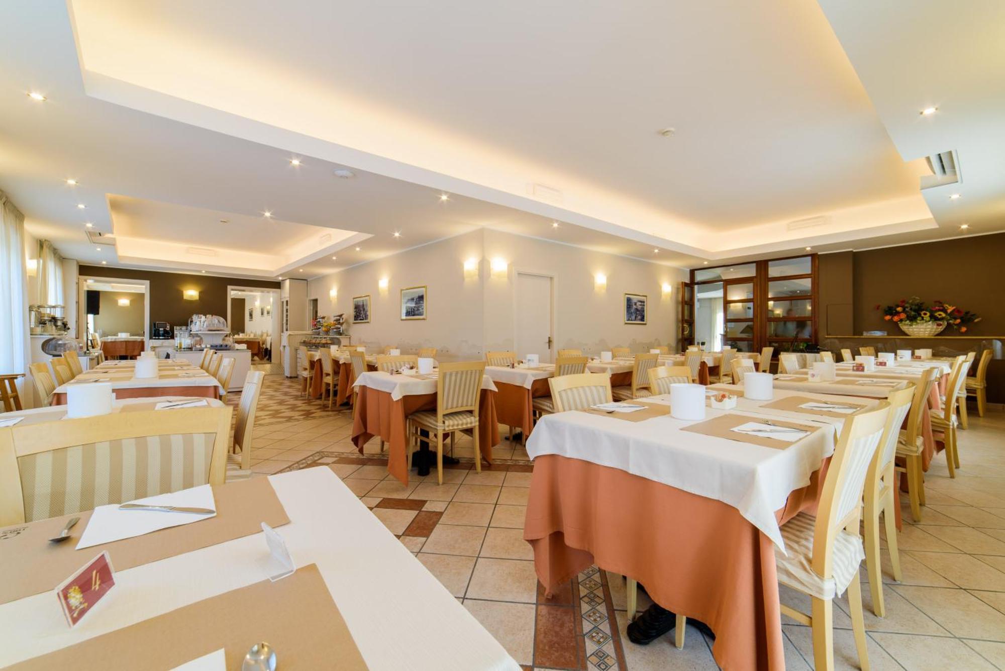 סאפרי Hotel Tirreno מראה חיצוני תמונה
